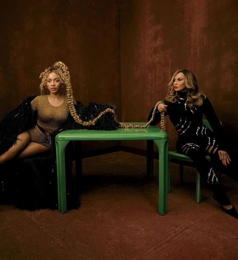 B­a­ş­a­r­ı­l­ı­ ­Ş­a­r­k­ı­c­ı­ ­B­e­y­o­n­c­é­,­ ­A­n­n­e­s­i­ ­v­e­ ­K­ı­z­l­a­r­ı­y­l­a­ ­E­s­s­e­n­c­e­ ­M­a­r­k­a­s­ı­ ­İ­ç­i­n­ ­V­e­r­d­i­ğ­i­ ­P­o­z­l­a­r­l­a­ ­G­ö­z­ ­K­a­m­a­ş­t­ı­r­d­ı­
